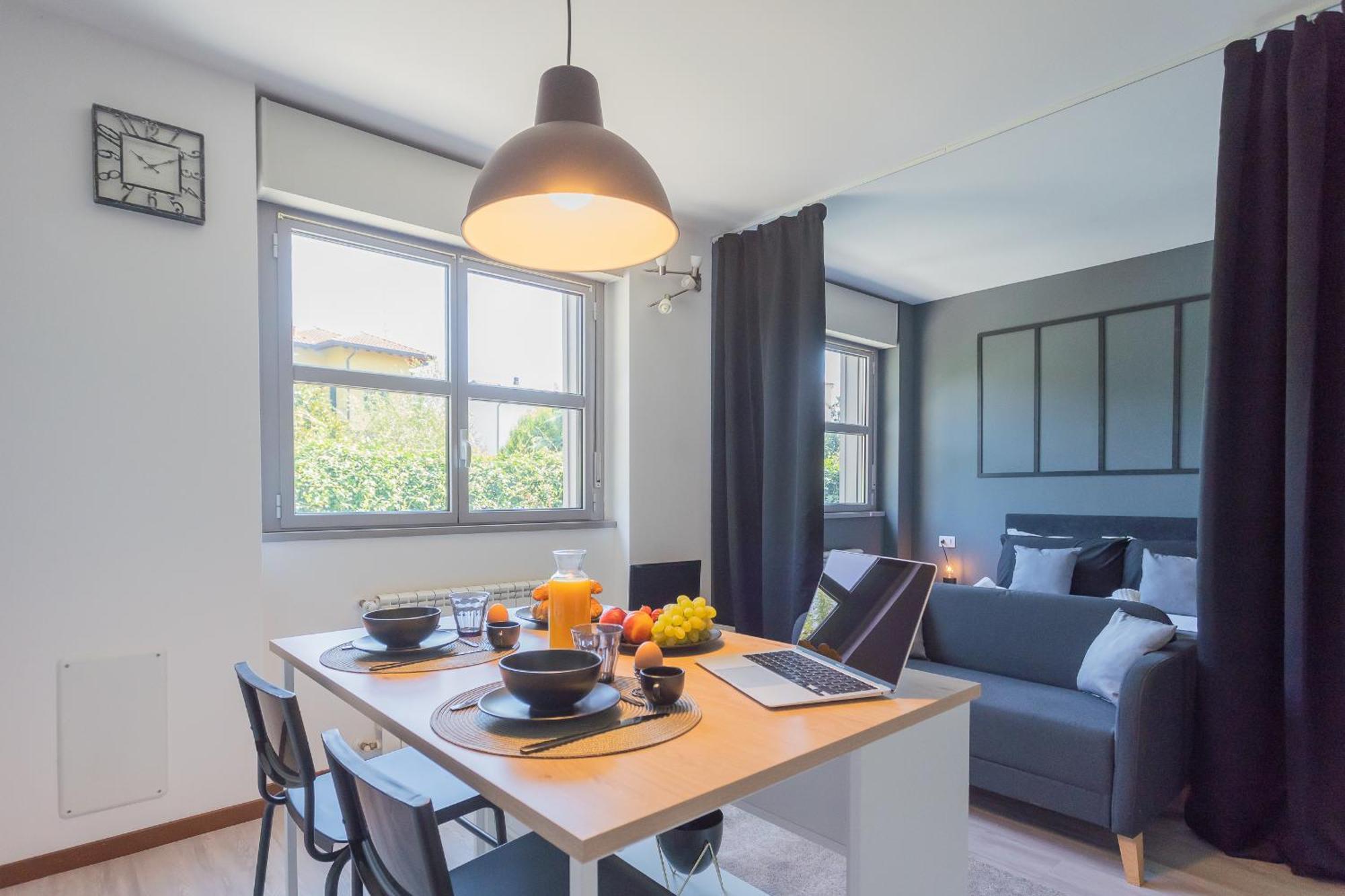 Black Loft Como By Rent All Комо Экстерьер фото