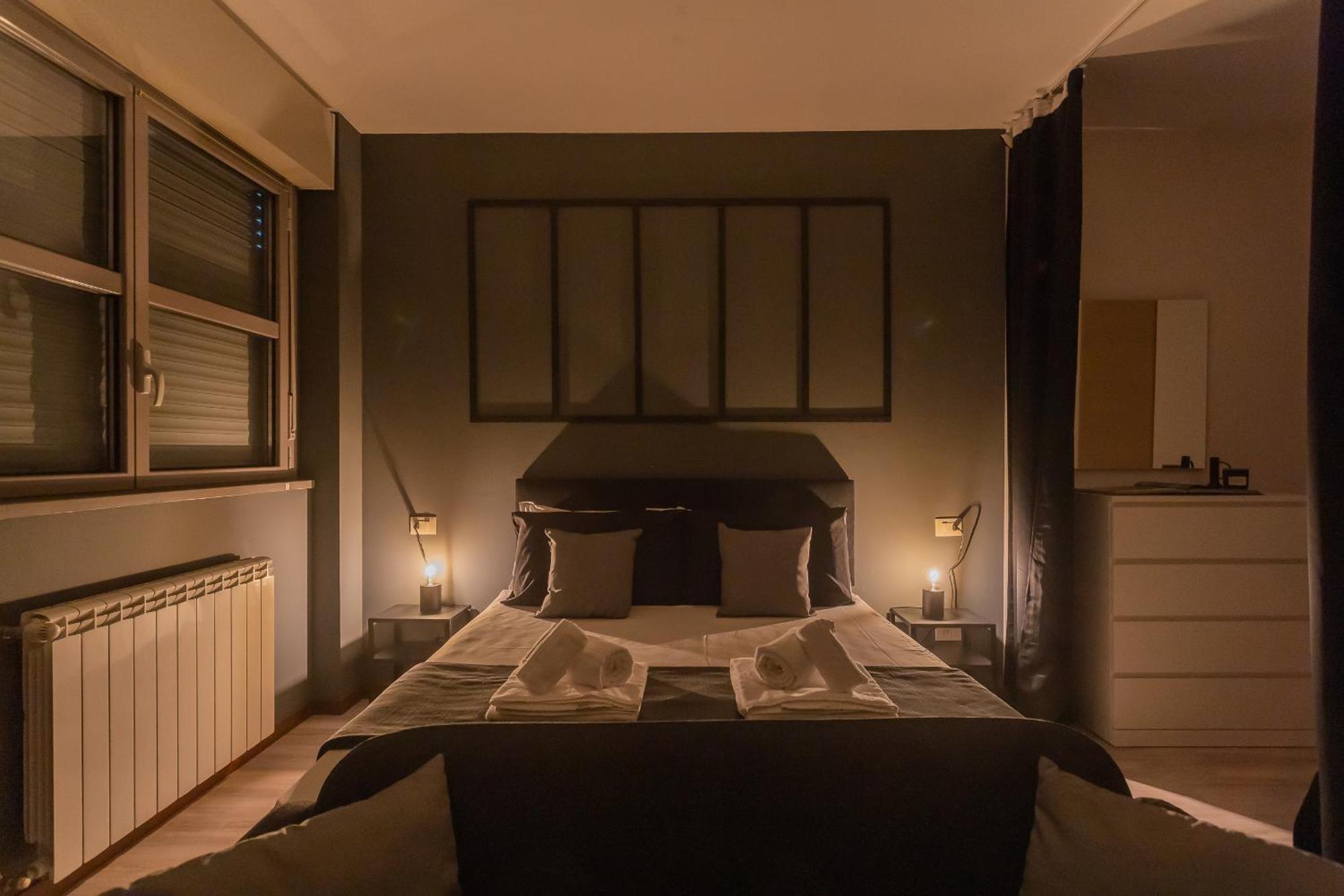 Black Loft Como By Rent All Комо Экстерьер фото